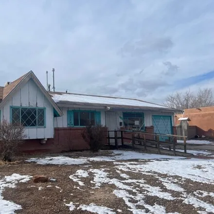 Buy this 3 bed house on 467 Mankin Street Northeast in Albuquerque, NM 87123