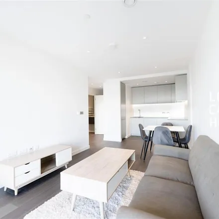 Rent this 1 bed apartment on Green Place in London, SE10 0PE
