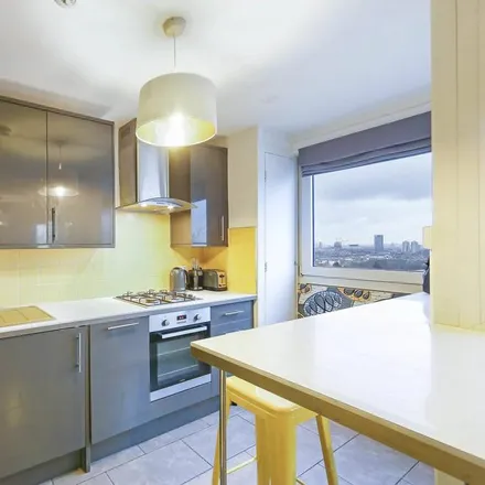 Rent this 2 bed apartment on Luke House in Tillman Street, London