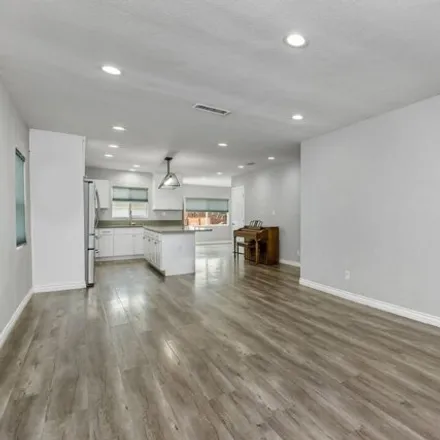 Image 3 - 6510 Clybourn Ave, North Hollywood, California, 91606 - House for sale