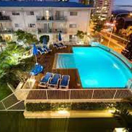 Image 3 - Raffles Royale, Ferny Avenue, Surfers Paradise QLD 4217, Australia - Apartment for rent