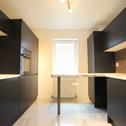 Rent this 2 bed apartment on 26 Kingsburgh Crescent in City of Edinburgh, EH5 1PZ