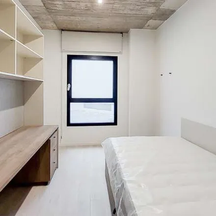 Image 2 - Carrer de Sant Ignasi de Loiola, 17, 46008 Valencia, Spain - Apartment for rent