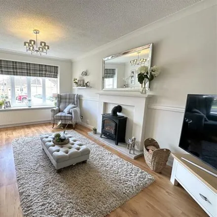 Image 3 - Sorrel Close, Stockton-on-Tees, TS19 0UR, United Kingdom - House for sale