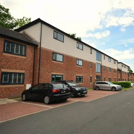 Rent this 2 bed apartment on Prestfield Road in Whitefield, M45 6BD