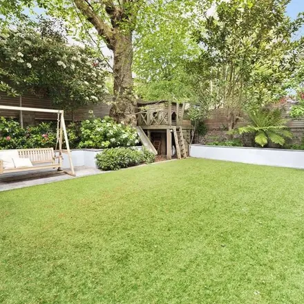 Rent this 4 bed apartment on 37 St James's Gardens in London, W11 4RE