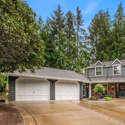 Buy this 5 bed house on 2804 Sahalee Drive West in Sammamish, WA 98074