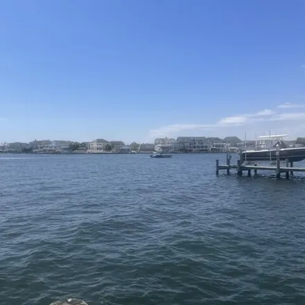 Image 2 - 1862 Boat Point Drive, Point Pleasant, NJ 08742, USA - House for sale