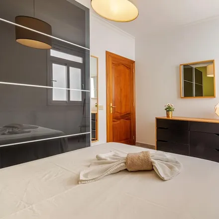 Rent this 2 bed apartment on Estadio de Gran Canaria in Calle Fondos del Segura, 35019 Las Palmas de Gran Canaria