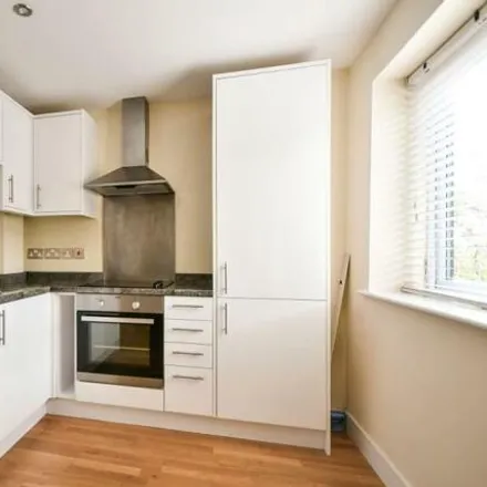 Image 4 - Centenary House, 150 Victoria Road, Swindon, SN1 3AS, United Kingdom - Apartment for sale