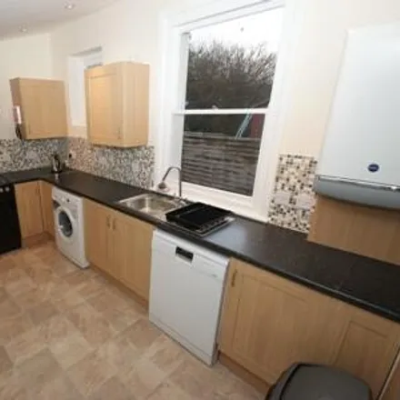 Image 2 - 344 Southmead Road, Bristol, BS10 5LP, United Kingdom - House for rent