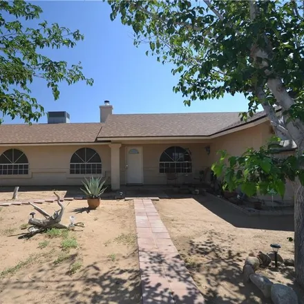 Buy this 3 bed house on 3755 Colorado Road in Golden Valley, AZ 86413