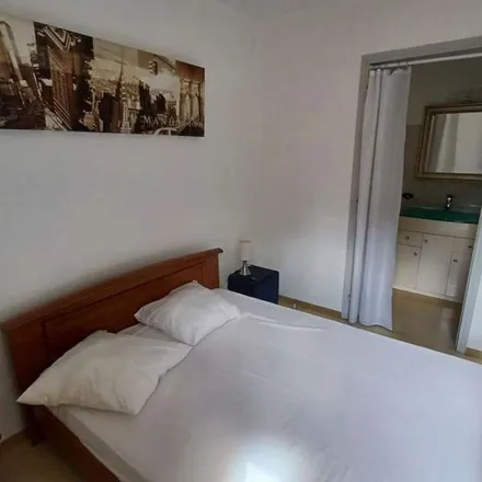 Image 1 - 1 Boulevard d'Estourmel, 12000 Rodez, France - Apartment for rent