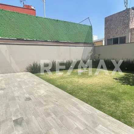 Rent this 3 bed house on Calle Fernando Zárraga 38 in 53100 Ciudad Satélite, MEX
