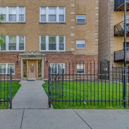 Buy this 2 bed condo on 6115-6117 North Claremont Avenue in Chicago, IL 60645