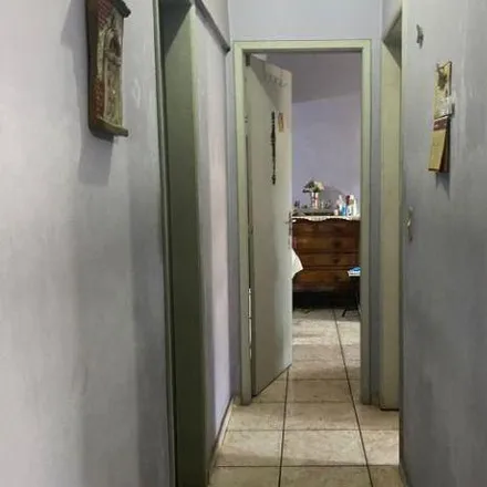 Buy this 2 bed apartment on Avenida Feliciano Sodré in São Lourenço, Niterói - RJ