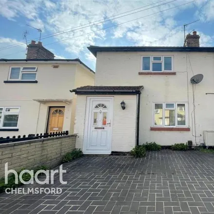 Rent this 2 bed townhouse on West Avenue in Chelmsford, CM1 2DF