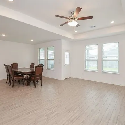 Rent this 3 bed apartment on Horseshoe Meadow Bend Lane in Fort Bend County, TX 77441