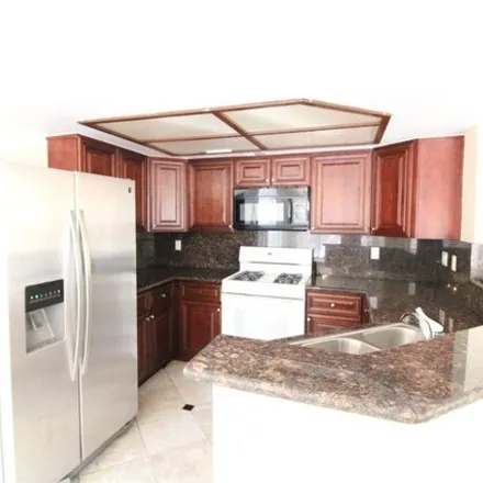 Image 7 - 3105 Sea View Ct, Las Vegas, Nevada, 89117 - House for rent