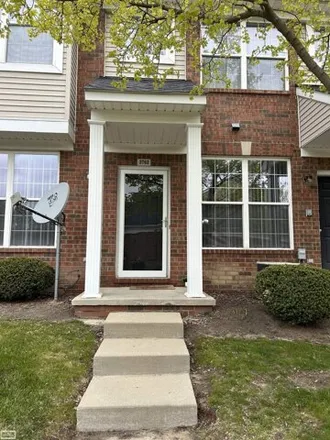 Rent this 2 bed condo on Cherry Creek Lane in Sterling Heights, MI 48317