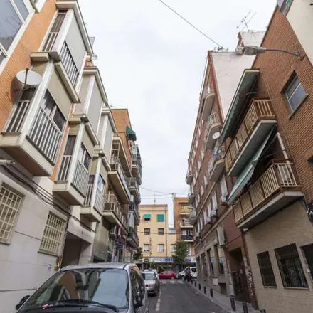 Image 4 - Calle de Marcelo Usera, 162, 28026 Madrid, Spain - Apartment for rent