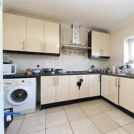 Image 3 - Norton Road, London, HA0 4UL, United Kingdom - Duplex for rent