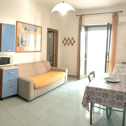 Rent this 1 bed apartment on 73014 Gallipoli LE
