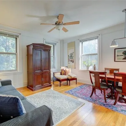 Image 2 - 35-15 78th Street, New York, NY 11372, USA - Apartment for sale