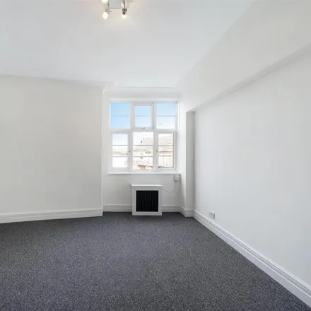 Image 4 - Northways Parade, Vape and Bean, Northways Parade, London, NW3 5EN, United Kingdom - Apartment for rent
