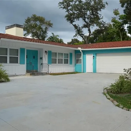 Image 2 - 2027 Serpentine Circle South, Saint Petersburg, FL 33712, USA - House for rent