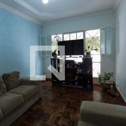 Buy this 2 bed house on Rua Leontino Moreira in Sede, Contagem - MG