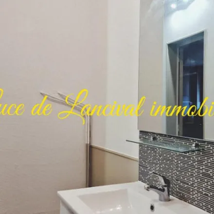 Image 5 - 61 Rue de la République, 02300 Chauny, France - Apartment for rent