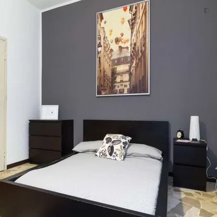 Rent this 3 bed room on Scuola elementare Luigi Scrosati in Via Luigi Scrosati, 20146 Milan MI