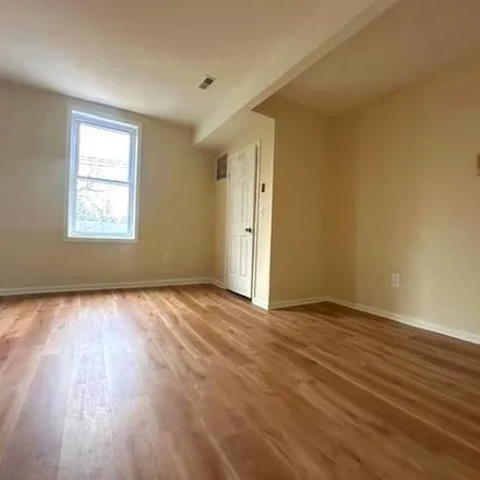 Rent this 1 bed apartment on TJ's in Phillips Avenue, Lawrenceville