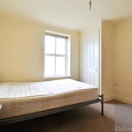 Image 5 - Glenburnie Road, London, SW17 7PW, United Kingdom - Apartment for rent