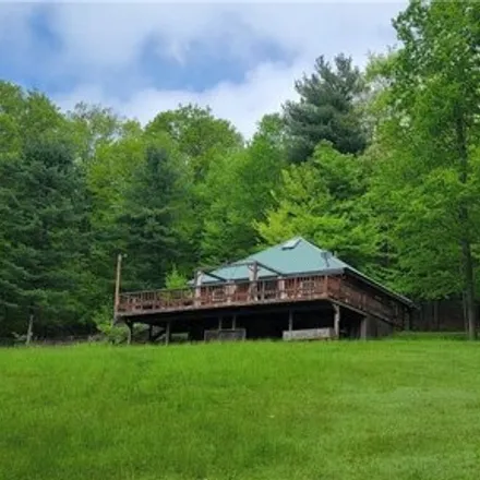 Buy this 3 bed house on 7756 Skunk Hollow Road in Bolivar, Town of Genesee