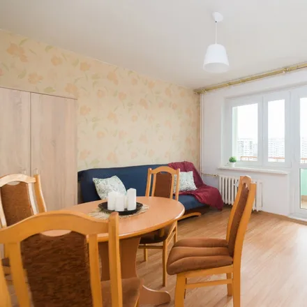 Rent this 3 bed room on Bobrowa 7 in 80-336 Gdańsk, Poland