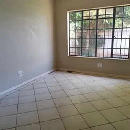 Image 2 - Rooihartbees Avenue, Theresapark, Pretoria, 0155, South Africa - Apartment for rent