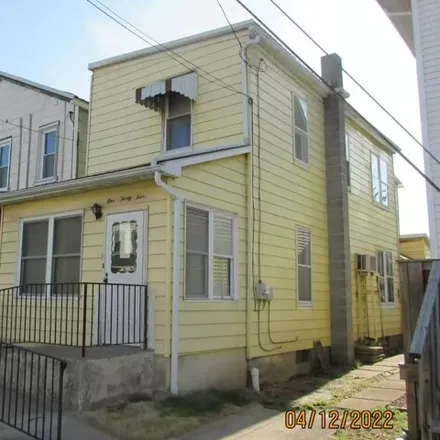 Buy this 2 bed house on 517 Pennsylvania Avenue in Sunbury, PA 17801