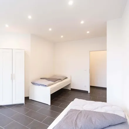 Rent this 8 bed apartment on Käthe-Kollwitz-Weg 6 in 73207 Plochingen, Germany