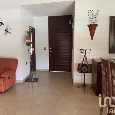 Buy this 2 bed house on Calle Pánfilo de Narváez in Fraccionamiento Sumiya, 62460 Cuernavaca