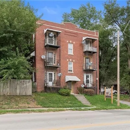 Buy this studio apartment on 12th and Norton in East 12th Street, Kansas City