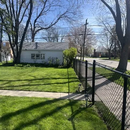 Image 4 - 8624 23rd Street, North Riverside, Riverside Township, IL 60546, USA - House for sale