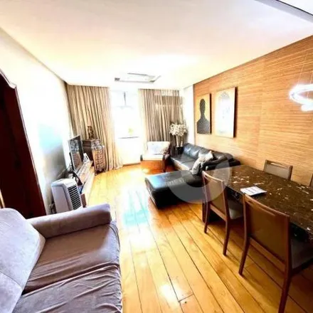 Buy this 3 bed apartment on Rua Ator Paulo Gustavo 26 in Icaraí, Niterói - RJ
