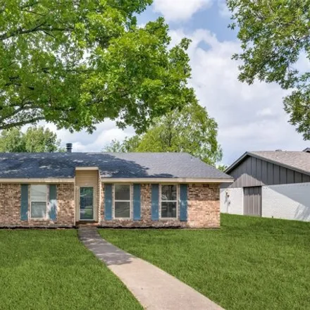 Buy this 3 bed house on 1603 Valley Trail in Mesquite, TX 75149