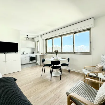 Rent this 1 bed apartment on 124 Boulevard Saint-Denis in 92400 Courbevoie, France