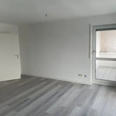Image 2 - Hallesche Allee 13, 76139 Karlsruhe, Germany - Apartment for rent