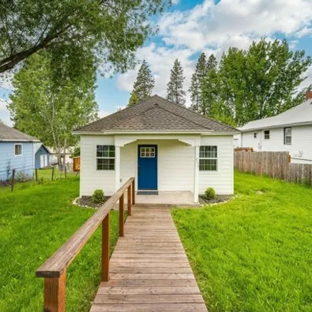 Buy this 2 bed house on 934 Pine Street in Potlatch, ID 83855