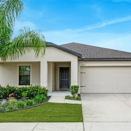Buy this 3 bed house on 929 Aspen View Circle in Groveland, FL 34736