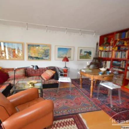 Rent this 1 bed apartment on Schwachhauser Heerstraße 253 in 28211 Bremen, Germany